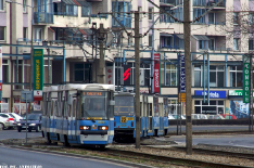 Konstal 105NaWr #2322 + #2321